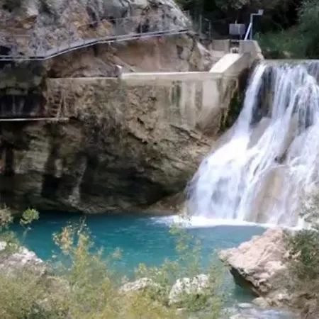 Turísticos Mallos De Huesca Ayerbe