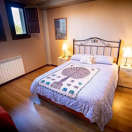 Turísticos Mallos De Huesca Apartamento Ayerbe