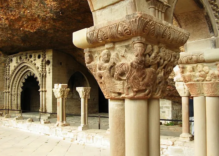 Turisticos Mallos De Huesca Apartment *